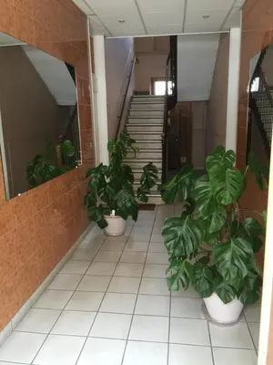 Plan de l'établissement Appartement T4 70m2 - meublé - centre ville - proche Thermes