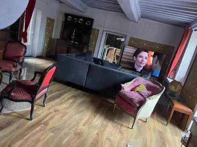 Télévision ou salle de divertissement dans l'établissement Mack Gregor