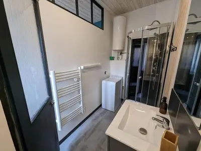 Salle de bains dans l'établissement Le Studio Pop