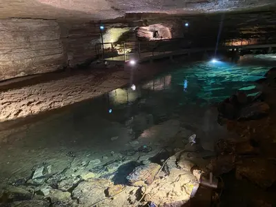 Piscine de l'établissement La chambrette ou située à proximité