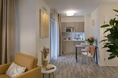 Cuisine ou kitchenette dans l'établissement DOMITYS LES SEQUANES
