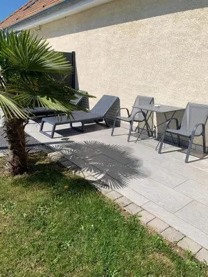 Plan de l'établissement Studio indépendant avec piscine et jardin