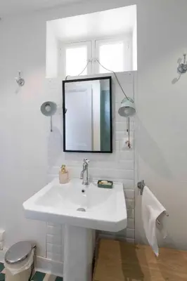 Salle de bains dans l'établissement Cabana & La Galerie Mâconnaise