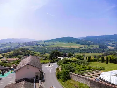 Vue générale sur la montagne ou vue sur la montagne depuis la maison de vacances